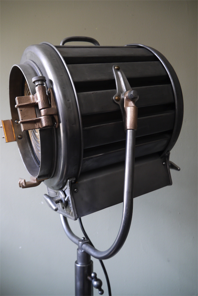 Projecteur De Cinéma Ancien SUPER SLD 16 – Pièce De Collection